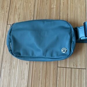 Lululemon STORM TEAL BELT BAG